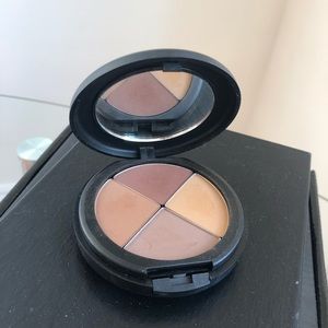 Le Metier de Beaute Dovima Brow powder Enhance Quad Matte Palette new